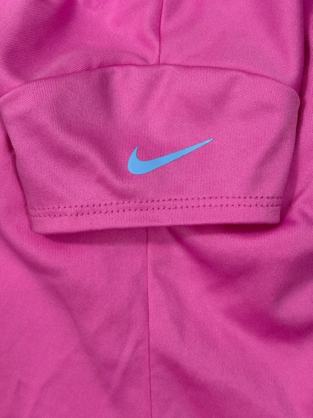 Nike Just Do It Pink Dri-Fit Tee with Blue & Pink Shorts - Picture 4 of 12